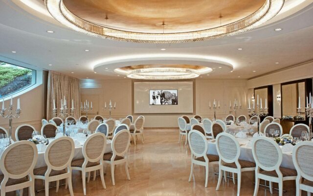 Schloss Mönchstein Hotel