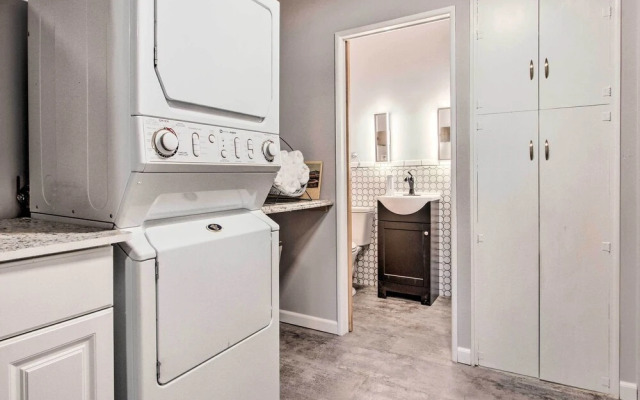 Updated Helena Condo - Walk to Downtown Spots
