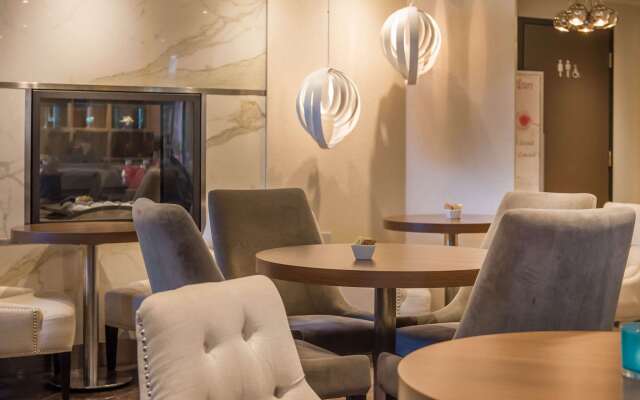 Les Suites Victoria, an Ascend Collection Hotel