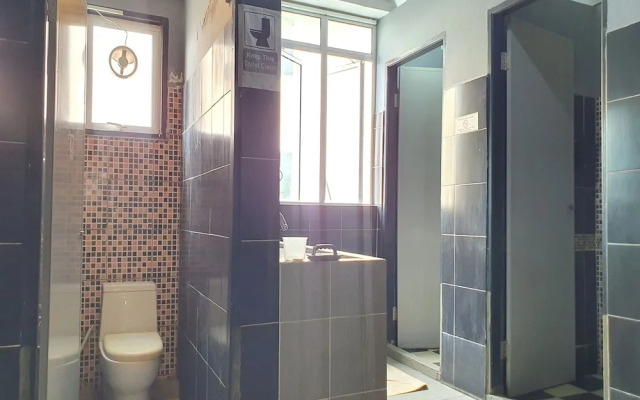 SPOT ON 90984 Gn Homestay
