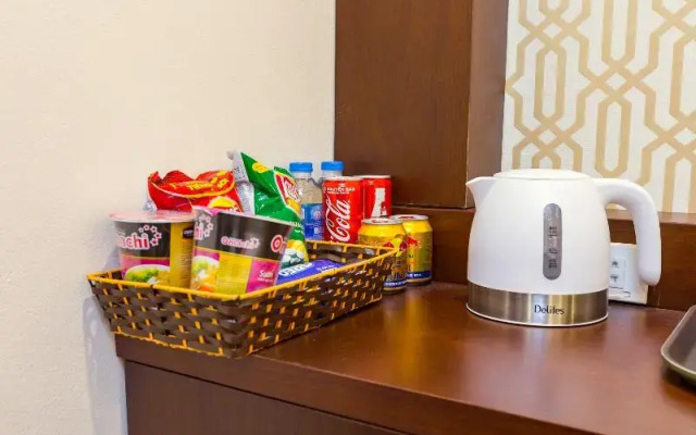 OYO 930 Thang Long Hotel