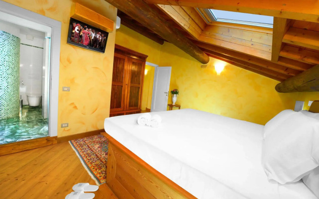 City Centre Rooms and Apartments