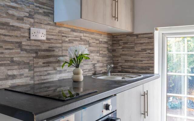 Charming 1-bed Studio13 in Coventry