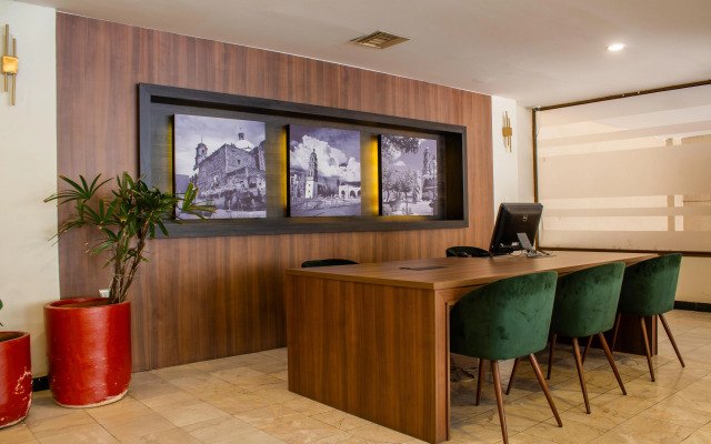 Best Western Plus Plaza Florida & Tower
