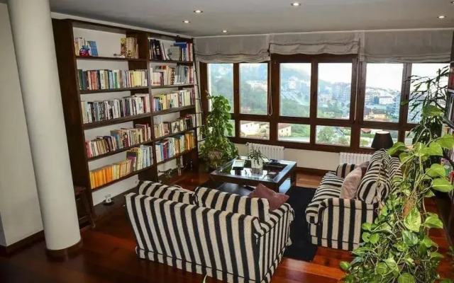 Hotel Reina Adosinda