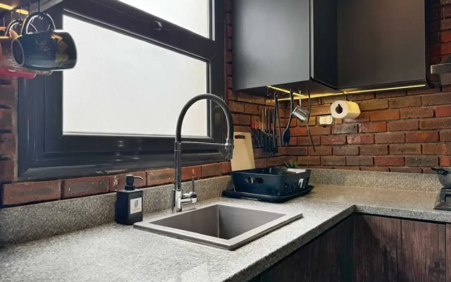 The Built-up 2 BDR Condo 15 min to CAI Airpt