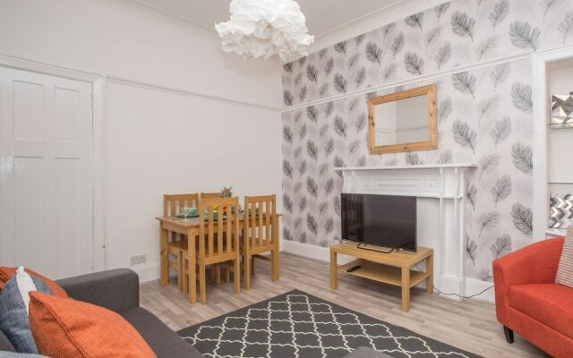 One Bedroom Apartment by Klass Living Serviced Accommodation Hamilton - West Apartment With WiFi and Parking