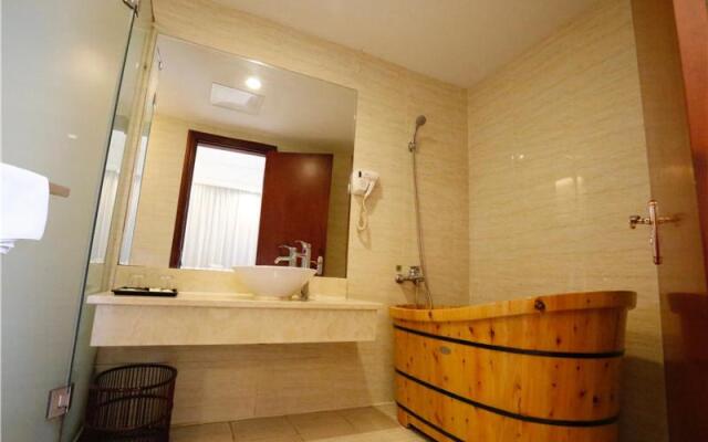 Vienna Hotel Suzhou Luokou Furniture Store