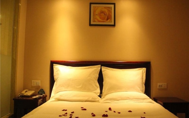 GreenTree Inn Guangdong Guangzhou Baiyun West Huangshi Road Express Hotel – Guest Rooms – Guangzhou