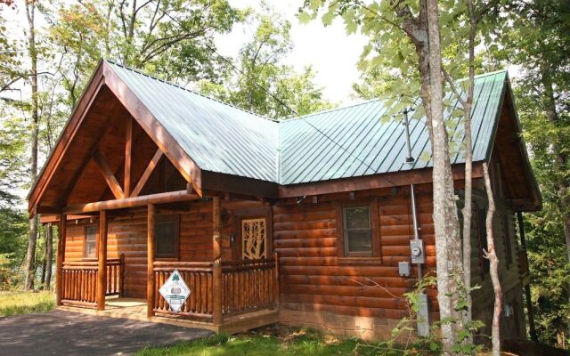 Whispering Winds 2 Bedrooms 2 Bathrooms Cabin