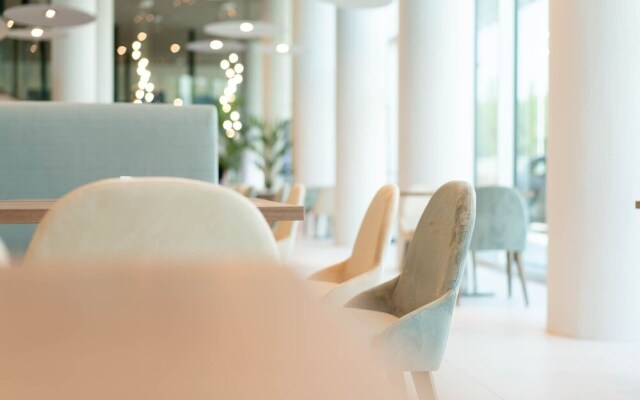 Life Hotel