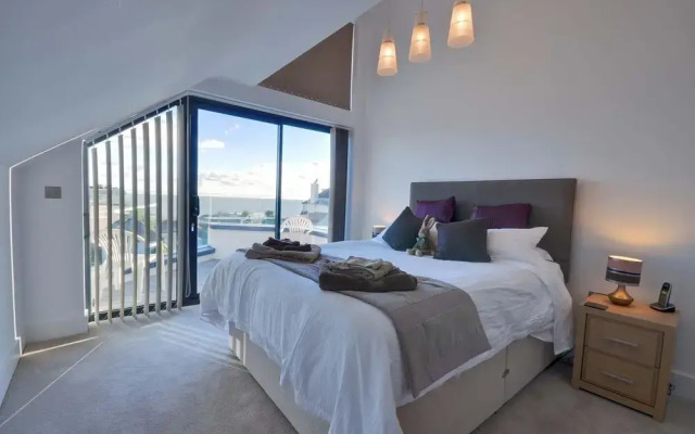 6 Sandbourne in Bournemouth