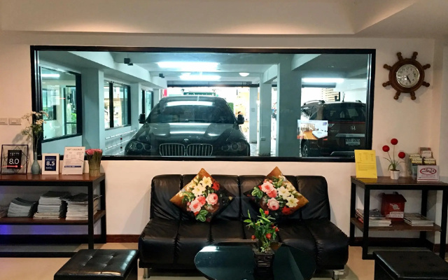 Double DD House – Lobby – Bangkok