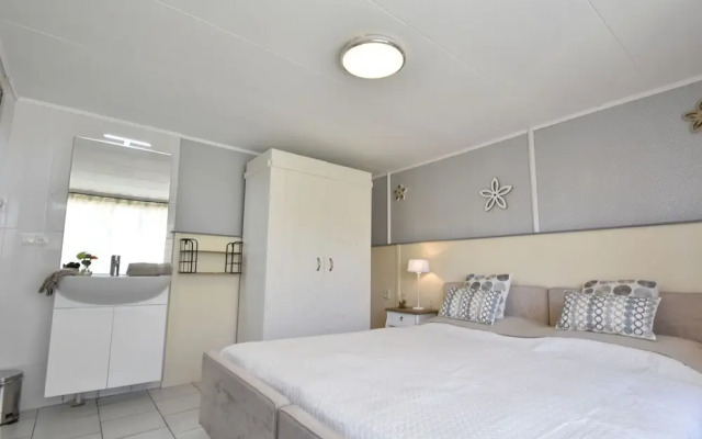 Lovely Holiday Home With Garden, Barbecue, Garden Furniture