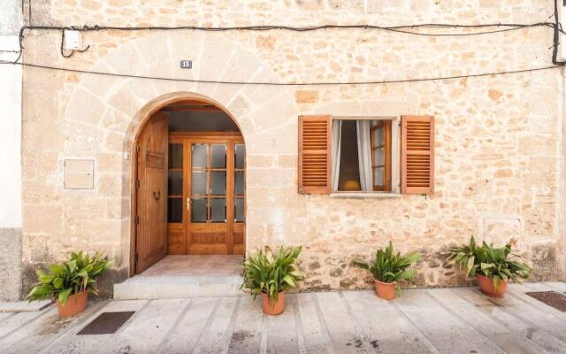 Ses Muralles Boutique House
