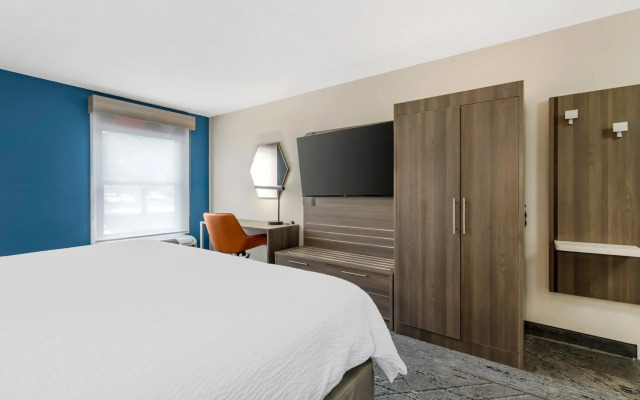 Holiday Inn Express & Suites Nashville Southeast - Antioch by IHG