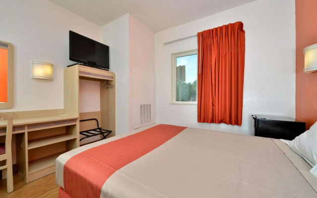 Motel 6 McKinney, TX - North