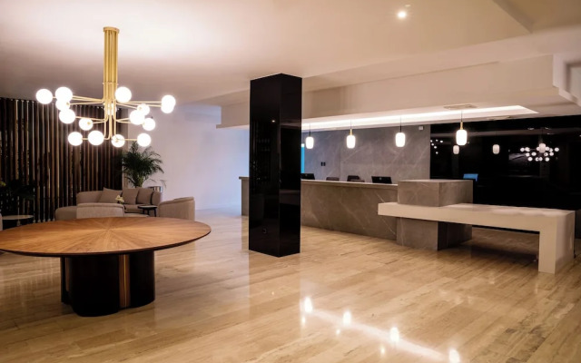 Eurobuilding Tama San Cristobal