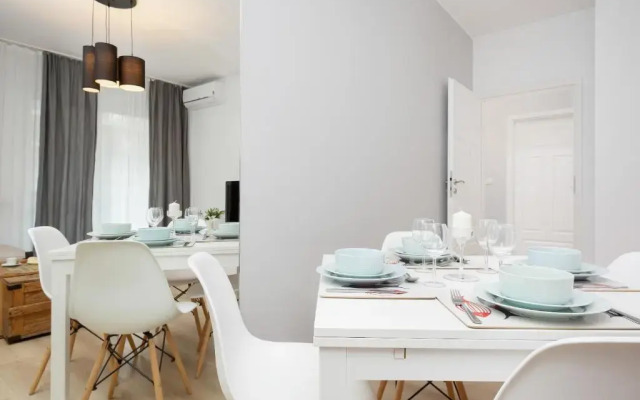 Apartment Warsaw Żoliborz by Renters