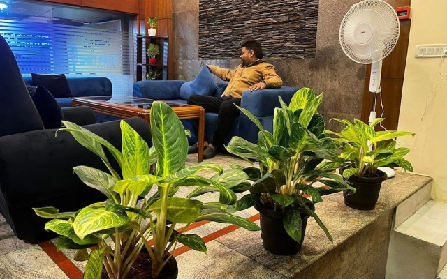 Blue Bliss Hotels By PPH Living Infantry Road