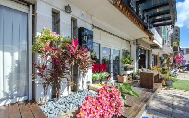 Yoyo Resort