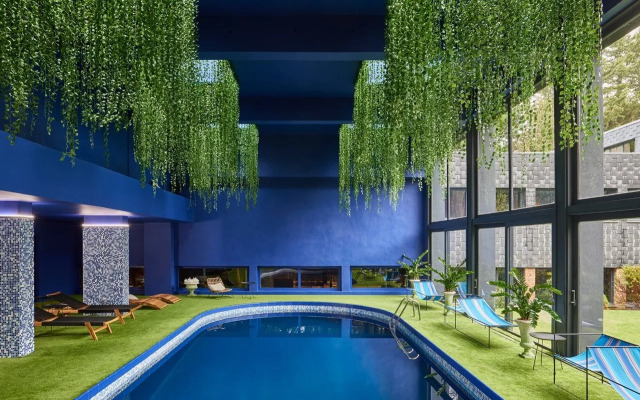 Château Jeanne & the Forest - Château de Montvillargenne