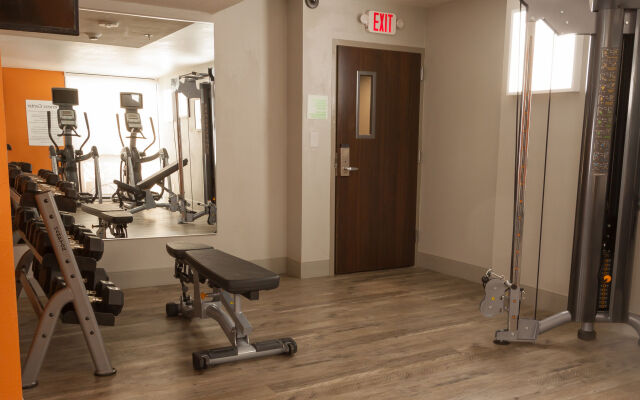 Holiday Inn Alexandria - Downtown by IHG