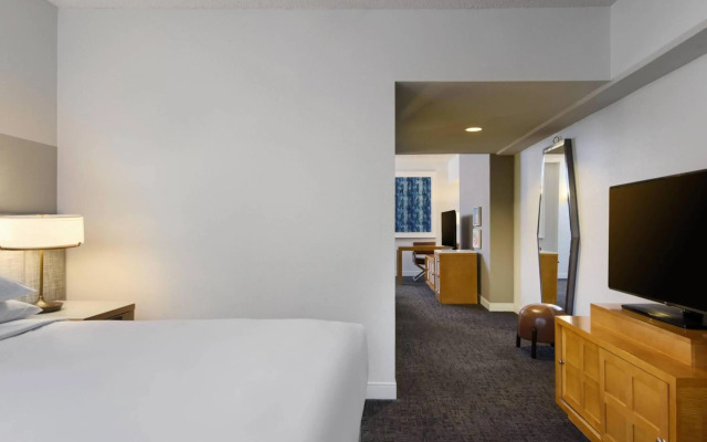 Renaissance Palm Springs Hotel
