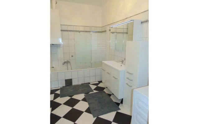 Era Apartments Angeligasse