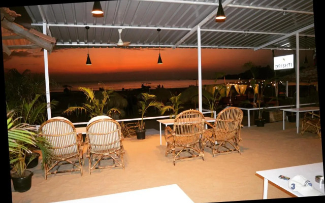 Funtastic Beach Huts Patnem
