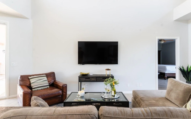 N 75th St #202 - Ivory II
