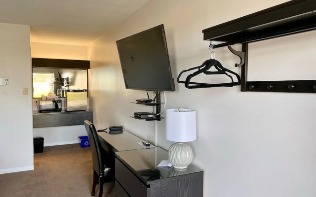 New Age Motel Inn