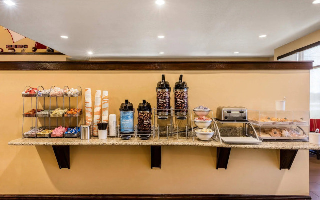 Comfort Suites Jonesboro University Area