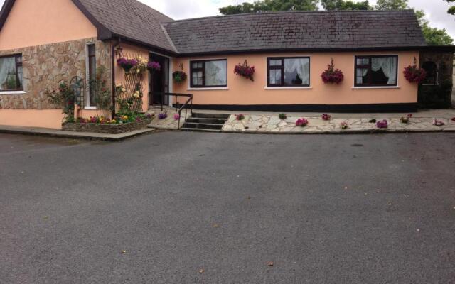 Eriu Lodge