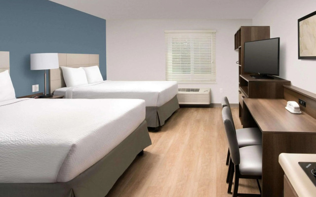 WoodSpring Suites Toledo Maumee