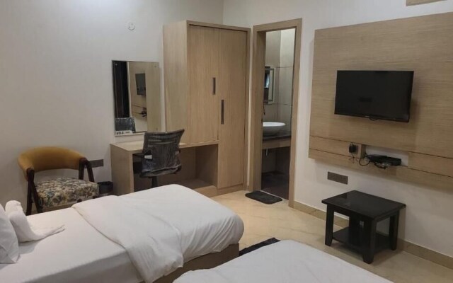 Hotel Midtown Aligarh
