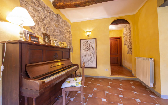 Villa Anna Montebello