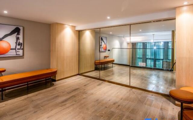 桔子酒店(杭州金沙湖银泰百货店)