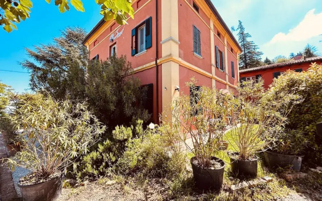 Suite Persichetto by Bologna Iconic Hillside