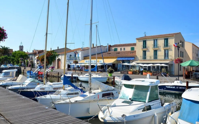 Holiday Home Near Bassin van Thau Windsurfing