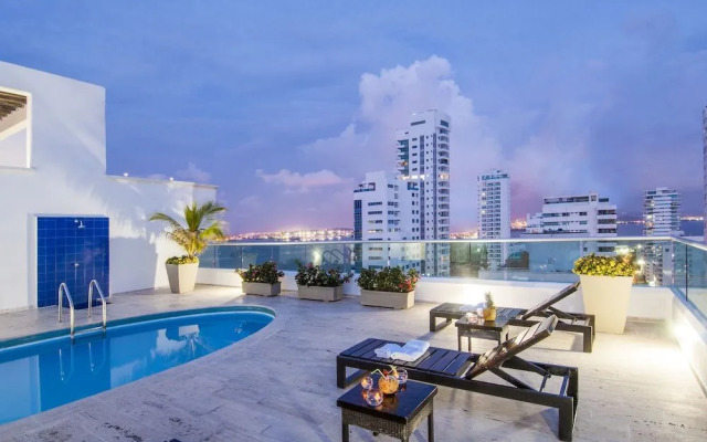 Travelers Suites Orange Cartagena