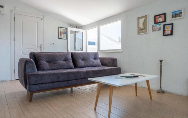 EV Apartments
