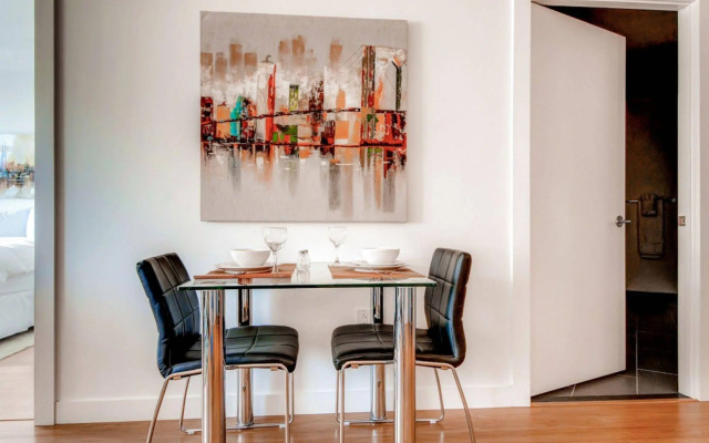 Global Luxury Suites at The Financial District
