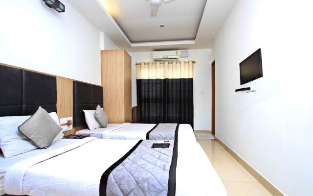OYO Flagship 7558 Galaxy Comfort Inn