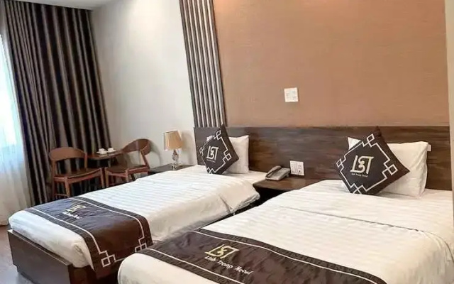 Linh Trang Ha Long Hotel