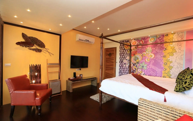 Mystery 13 B&B