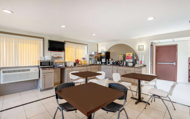 Days Inn by Wyndham Somerset PA I-70 I-76