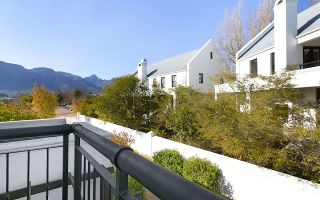 Winelands Golf Lodges 24