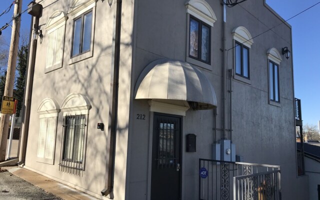 Downtown Loft 1 Bedroom Condo