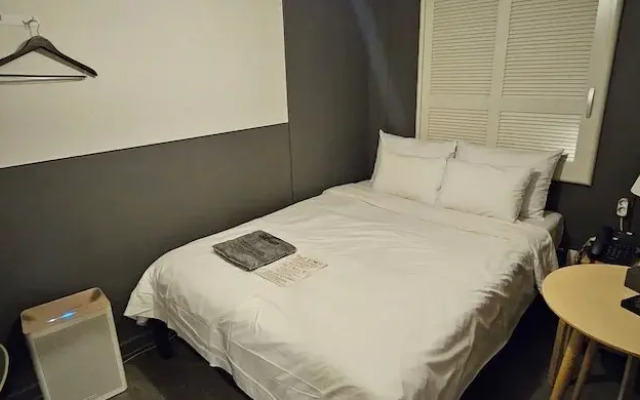 Billz Hotel Dongdaemoon